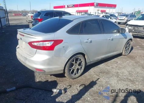 2014 Ford Focus Se from USA, damaged, VIN 1FADP3F28EL354450